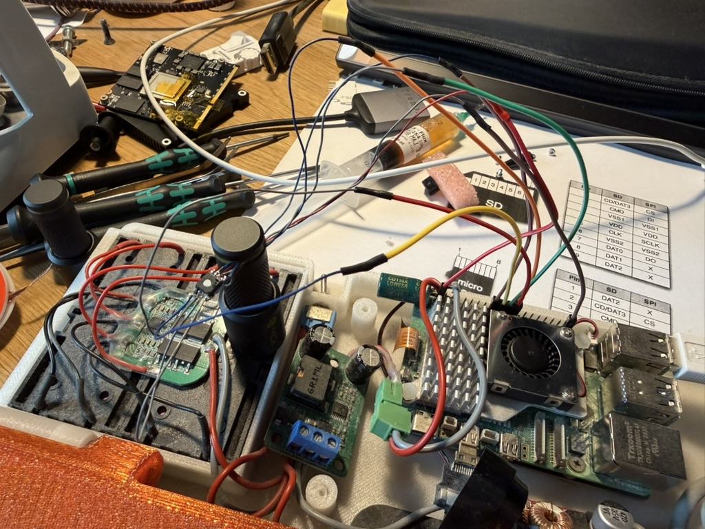 QSPI deadbug connected to raspberry pi