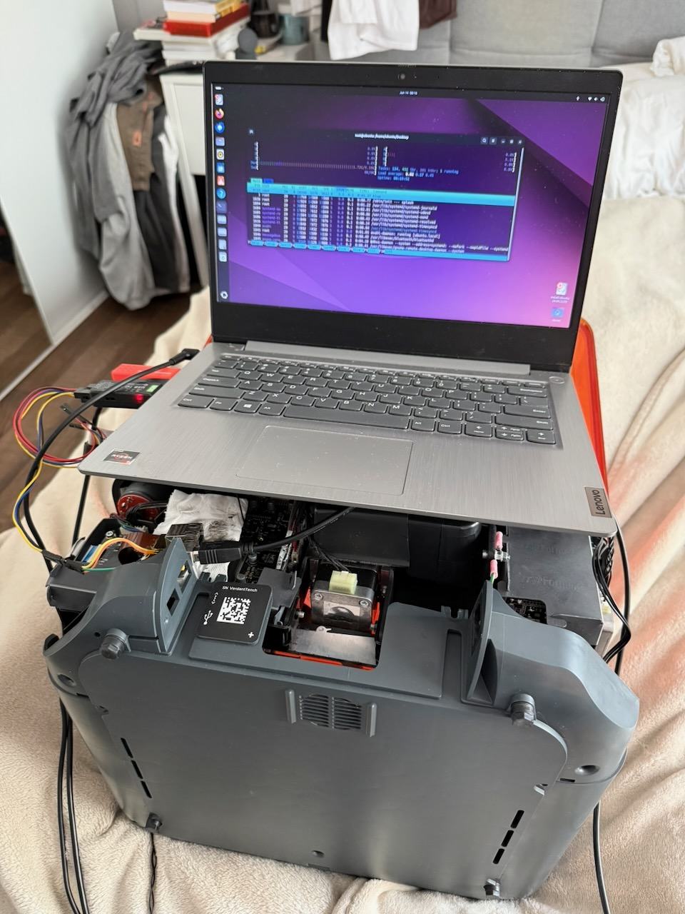 Serial connection to SOM
